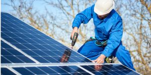 Installation Maintenance Panneaux Solaires Photovoltaïques à Mezeres